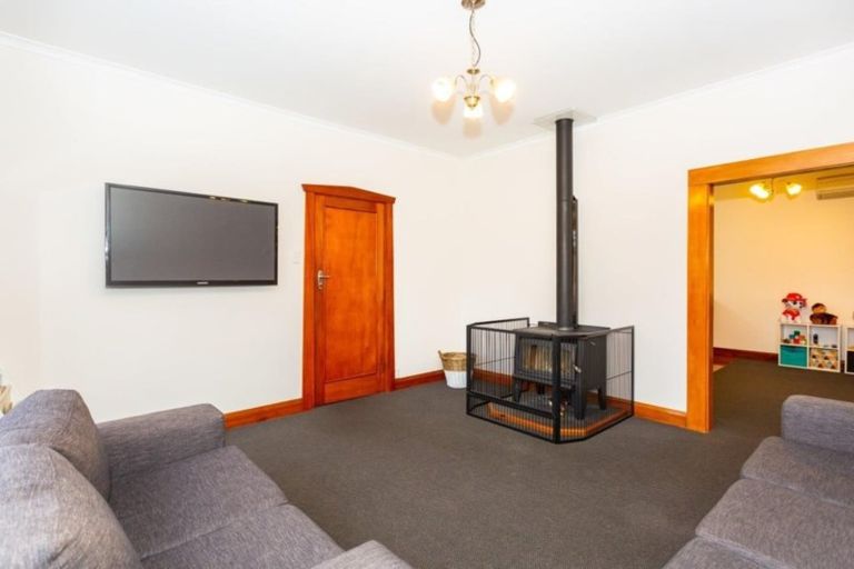 Photo of property in 44 Selwyn Street, Leeston, 7632