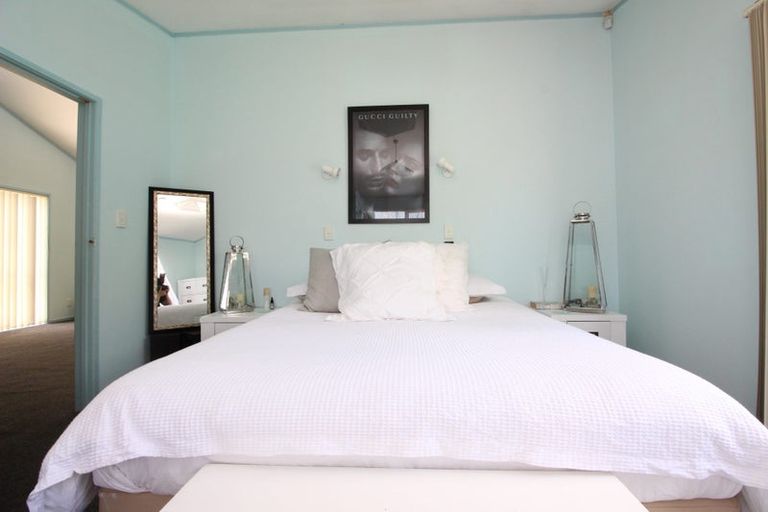 Photo of property in 31 Aronia Way, Goodwood Heights, Auckland, 2105