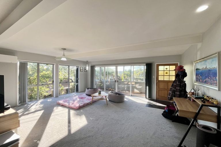 Photo of property in 158 Verbena Road, Birkdale, Auckland, 0626