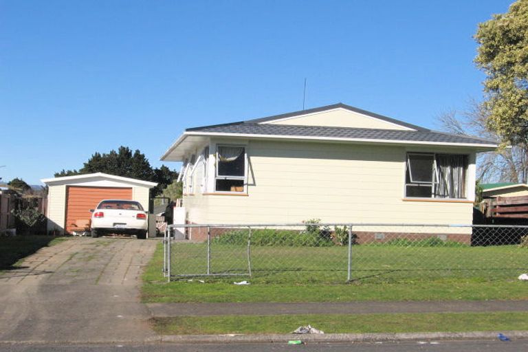Photo of property in 15 Gambare Place, Wattle Downs, Auckland, 2103