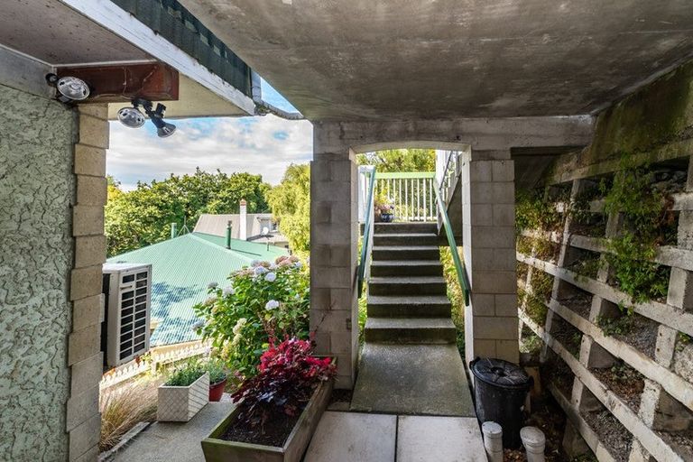 Photo of property in 67 Easther Crescent, Kew, Dunedin, 9012