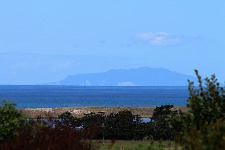 Photo of property in 35 Seascape Crescent, Waipu, 0582