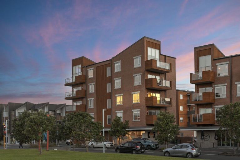 Photo of property in 201/160a Hobsonville Point Road, Hobsonville, Auckland, 0616