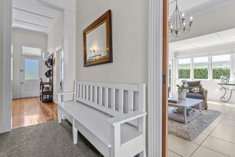 Photo of property in 3 Richmond Avenue, Northcote Point, Auckland, 0627