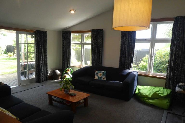 Photo of property in 15 Lindsay Street, St Albans, Christchurch, 8014