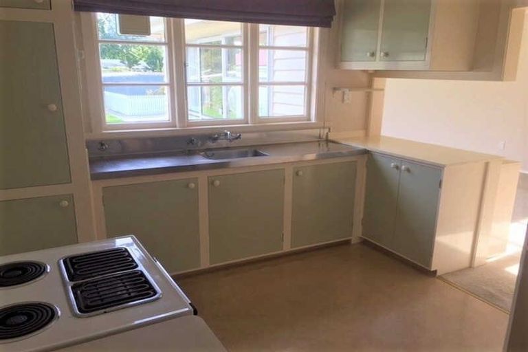 Photo of property in 245 Weston Road, Mairehau, Christchurch, 8052