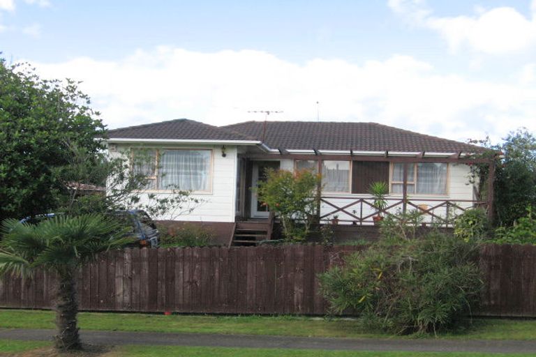 Photo of property in 10 Pulman Place, Clover Park, Auckland, 2019