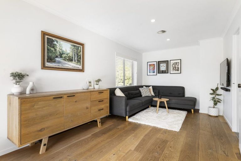 Photo of property in 2/25 Ciprian Place, Henderson, Auckland, 0612