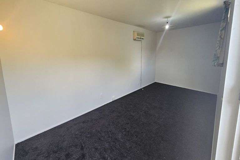 Photo of property in 5 Seven Oaks Drive, Kinloch, Taupo, 3377