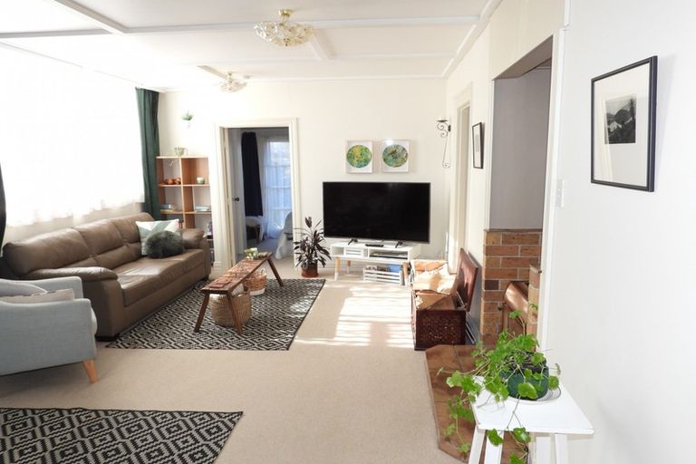 Photo of property in 132 Perth Street, Holmes Hill, Oamaru, 9401