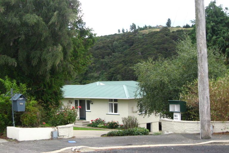 Photo of property in 31 Centennial Road, Fairfield, Dunedin, 9018