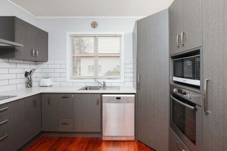 Photo of property in 57 Knighton Road, Hillcrest, Hamilton, 3216