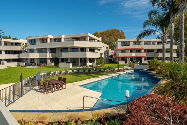 Photo of property in 4/2 Sixth Avenue, Tauranga, 3110