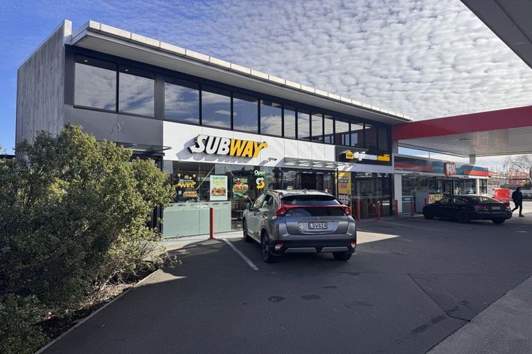 Photo of property in 150 Blenheim Road, Riccarton, Christchurch, 8041