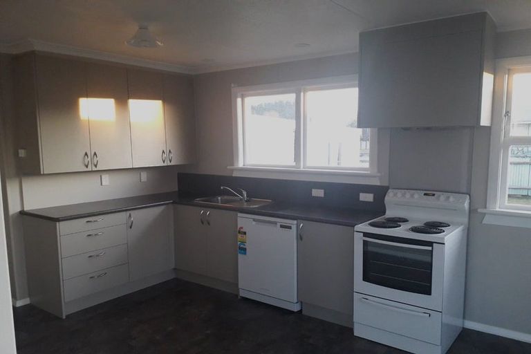 Photo of property in 2 Carlyle Road, Mosgiel, 9024