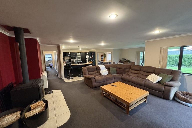 Photo of property in 3 Roseash Lane, Levin, 5510