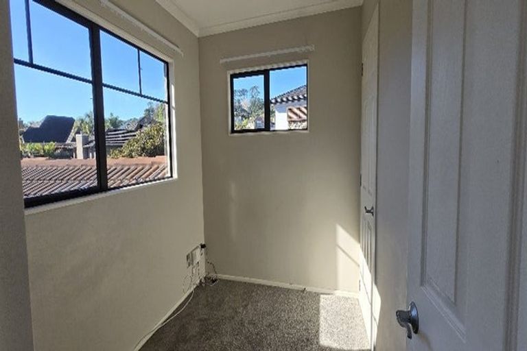 Photo of property in 17 Skye Road, East Tamaki Heights, Auckland, 2016