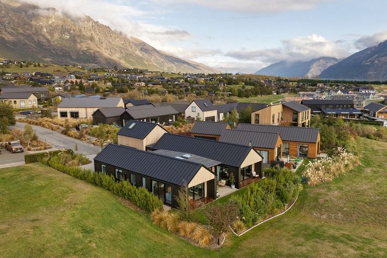 Photo of property in 7 Torridon Court, Jacks Point, Queenstown, 9371