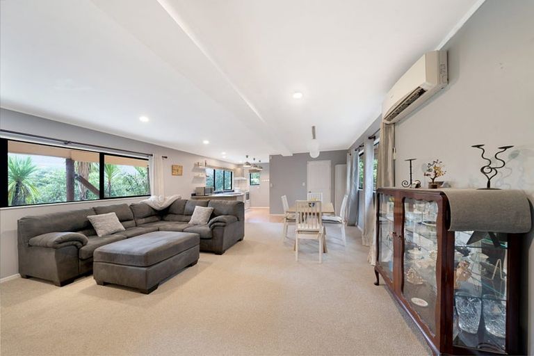 Photo of property in 45 Holmes Drive South, Massey, Auckland, 0614