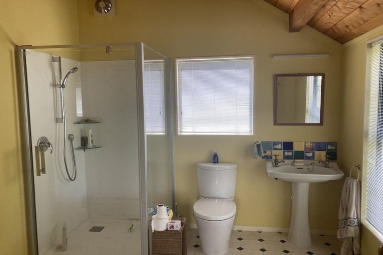 Photo of property in 16 Totara Drive, St Andrews, Hamilton, 3200