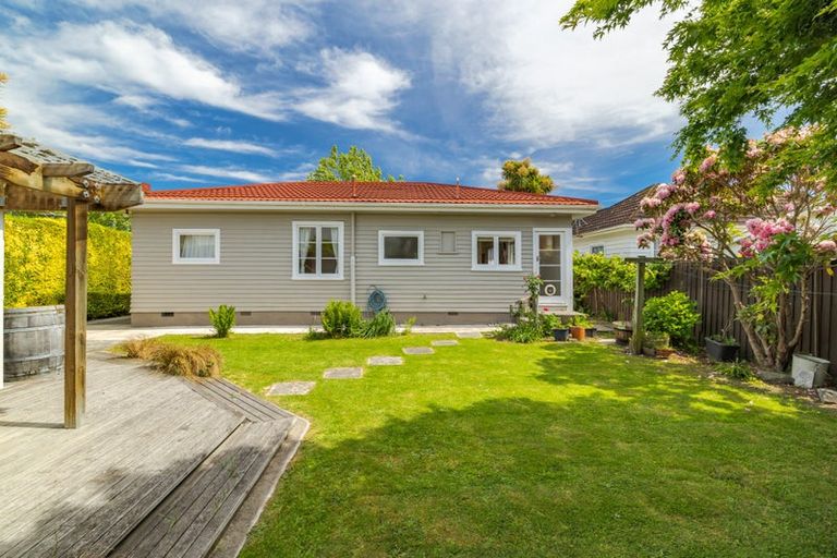 Photo of property in 24 Jennifer Street, Bryndwr, Christchurch, 8053