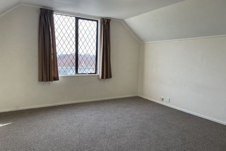 Photo of property in 2/26 Cherry Road, Bucklands Beach, Auckland, 2014