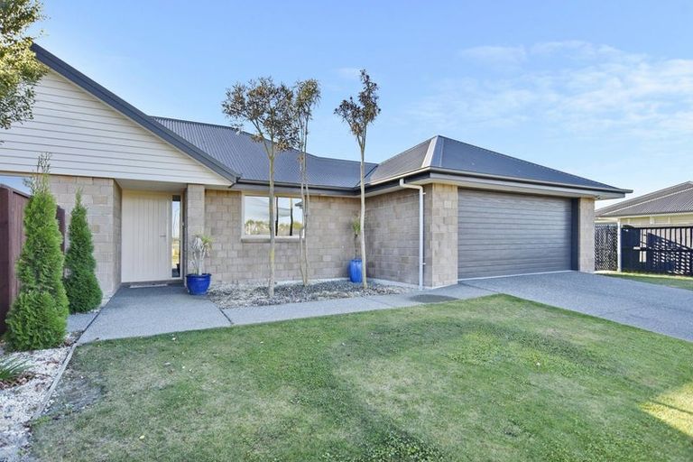 Photo of property in 26 Beech Drive, Rangiora, 7400