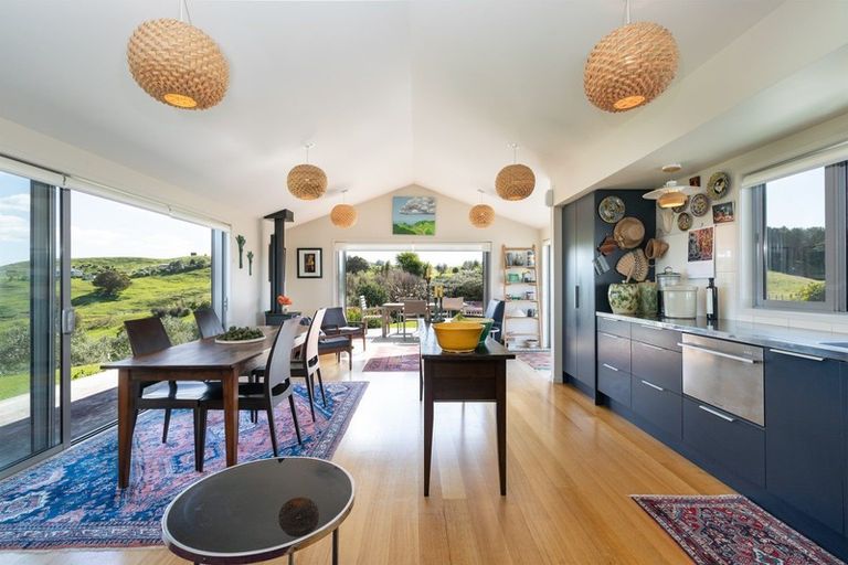 Photo of property in 241d Heatley Road, Whakapirau, Maungaturoto, 0583