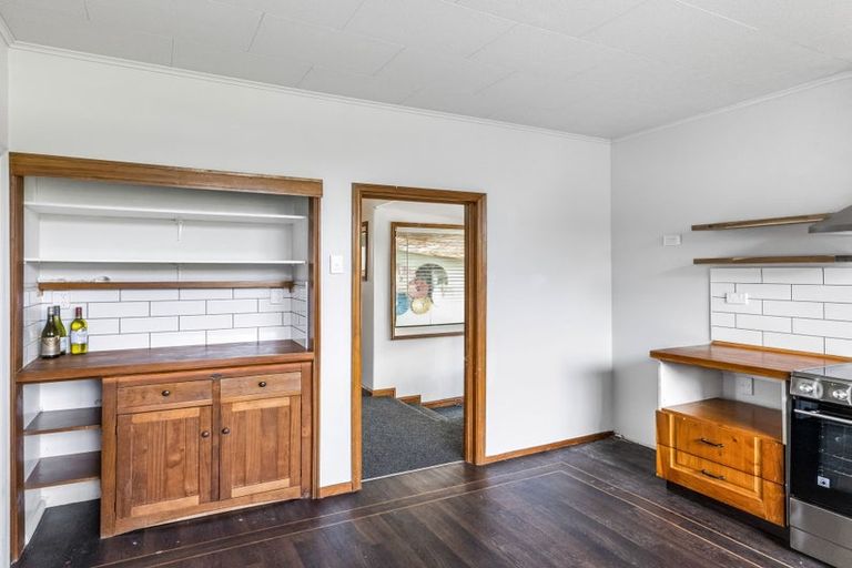 Photo of property in 62 Romilly Street, Westport, 7825