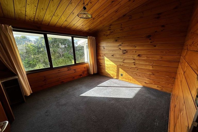 Photo of property in 77 Park Road, Belmont, Lower Hutt, 5010