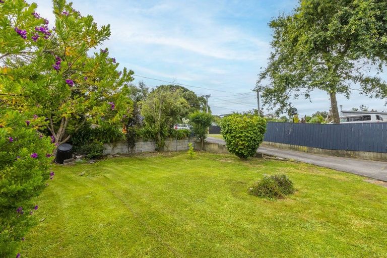 Photo of property in 70 Glen Road, Raumati South, Paraparaumu, 5032