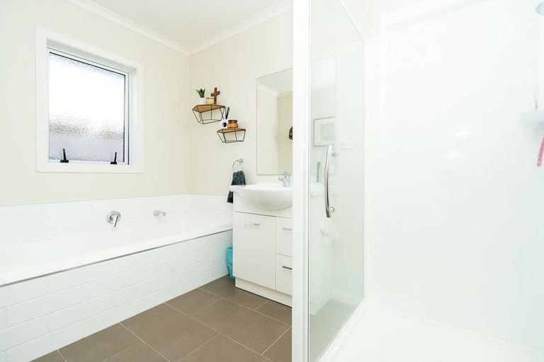 Photo of property in 74 Queens Avenue, Frankton, Hamilton, 3204