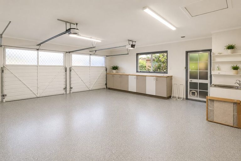 Photo of property in 139 Whitford Road, Somerville, Auckland, 2014