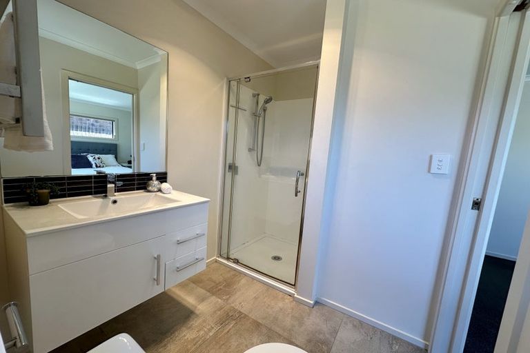 Photo of property in 16 Charlotte Crescent, Dinsdale, Hamilton, 3204