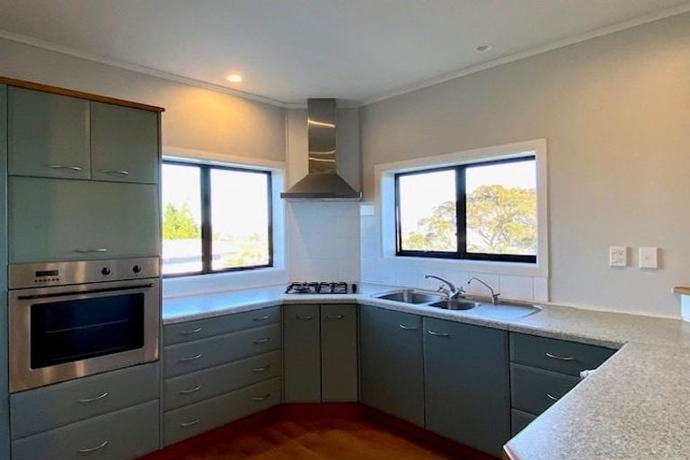 Photo of property in 2 Williams Crescent, Maketu, Te Puke, 3189