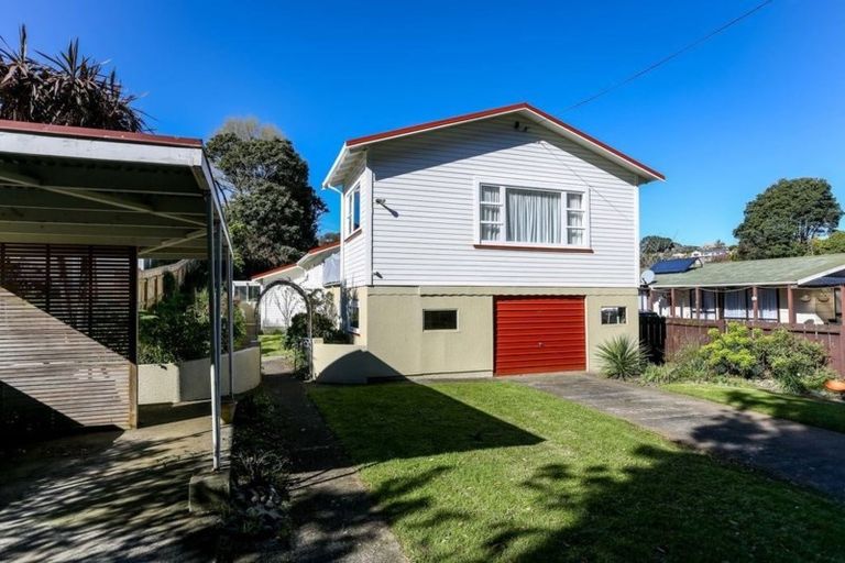 Photo of property in 59 Lorna Street, Lynmouth, New Plymouth, 4310