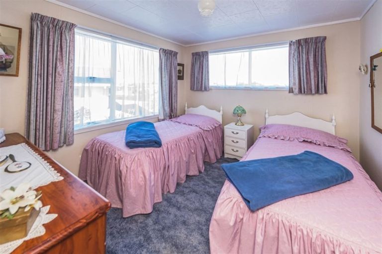 Photo of property in 6 Arundel Place, Springvale, Whanganui, 4501