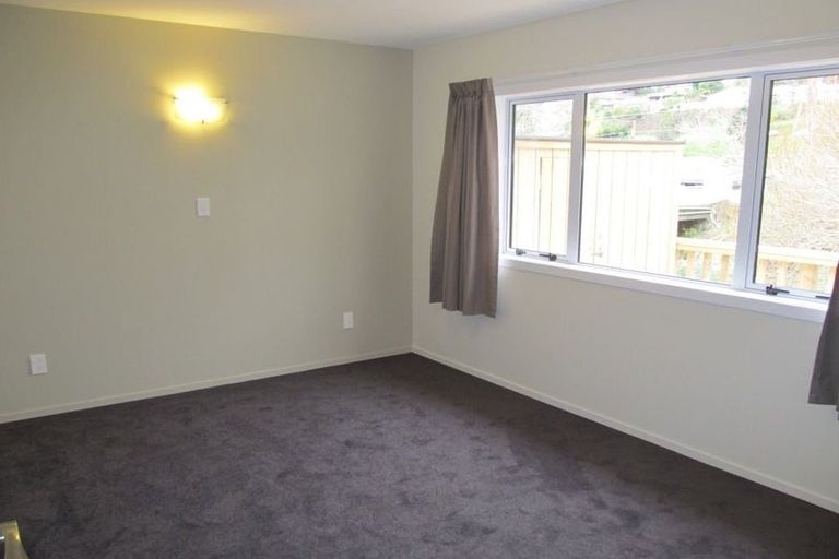 Photo of property in 6 Melville Street, Tawa, Wellington, 5028