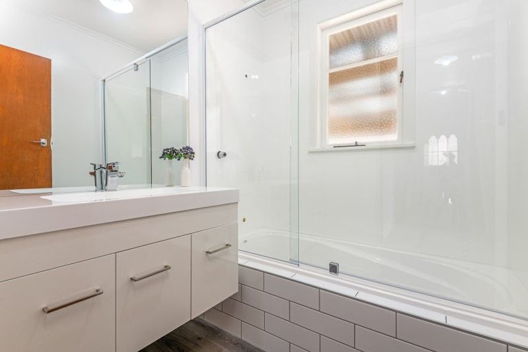 Photo of property in 169 Monrad Street, Highbury, Palmerston North, 4412