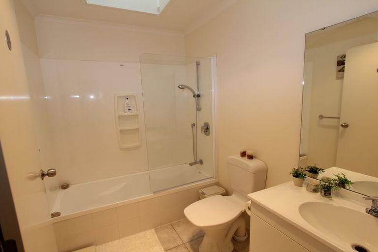 Photo of property in 279 Mahia Road, Weymouth, Auckland, 2103