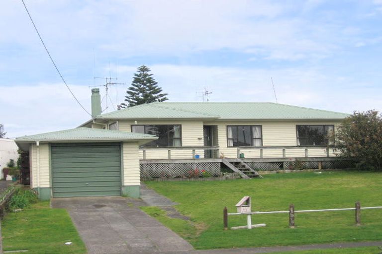 Photo of property in 114 Valley Road, Mount Maunganui, 3116