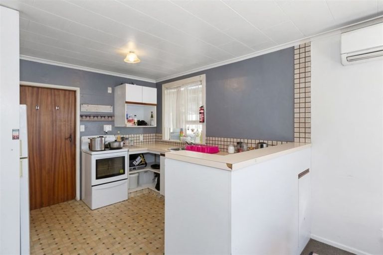 Photo of property in 149 Wainoni Road, Avondale, Christchurch, 8061