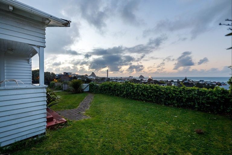 Photo of property in 417 Devon Street West, Lynmouth, New Plymouth, 4310