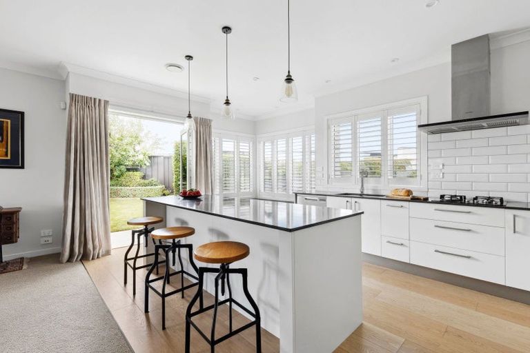 Photo of property in 6 Kaniera Terrace, Cambridge, 3434