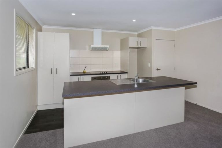 Photo of property in 20 Mcgowan Rise, Tuakau, 2121