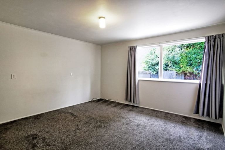 Photo of property in 21 Mcquarrie Avenue, Wattle Downs, Auckland, 2103