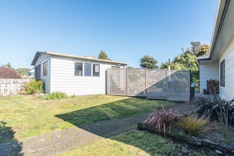 Photo of property in 21 Pitoitoi Street, Otaihanga, Paraparaumu, 5036