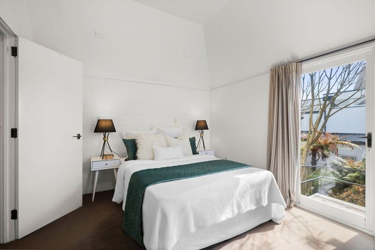 Photo of property in 8/30 Clissold Street, Merivale, Christchurch, 8014