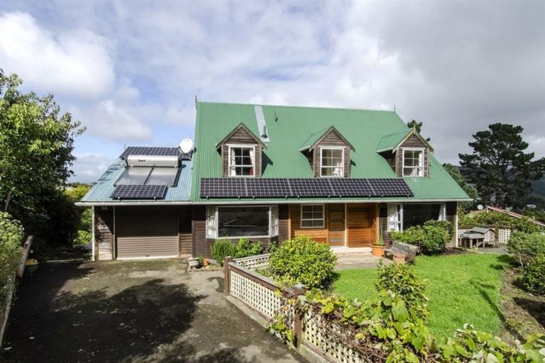 Photo of property in 95-97 Percy Dyett Drive, Karori, Wellington, 6012