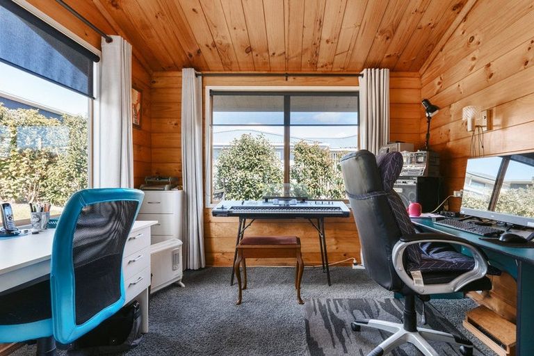 Photo of property in 15 Hamurana Road, Omokoroa, 3114